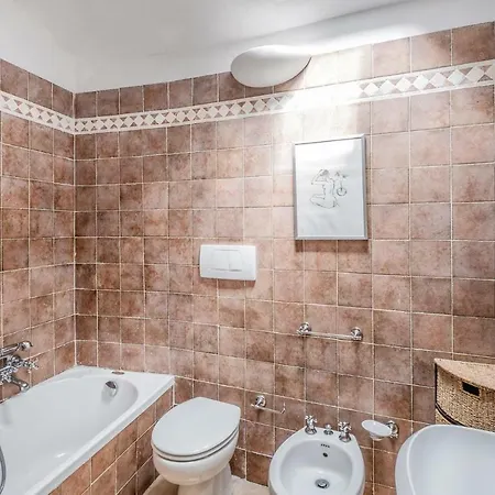 Three-bedroom -sp- With Sea View 09 Apartment Bonassola